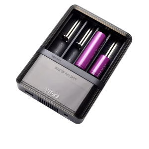 Efest LUC V4 Elite Charger – Puffezee